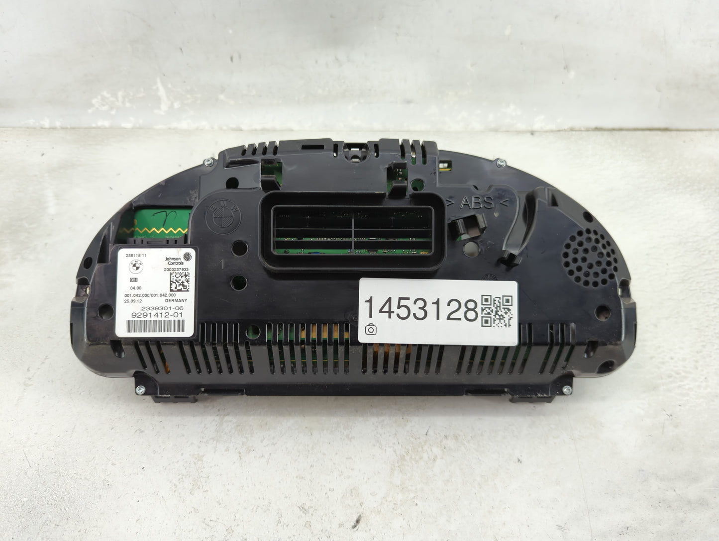 2012-2013 Bmw 535i Instrument Cluster Speedometer Gauges P/N:2339301-06 9291412-01 Miles: Fits Fits 2011 2012 2013 OEM Used 