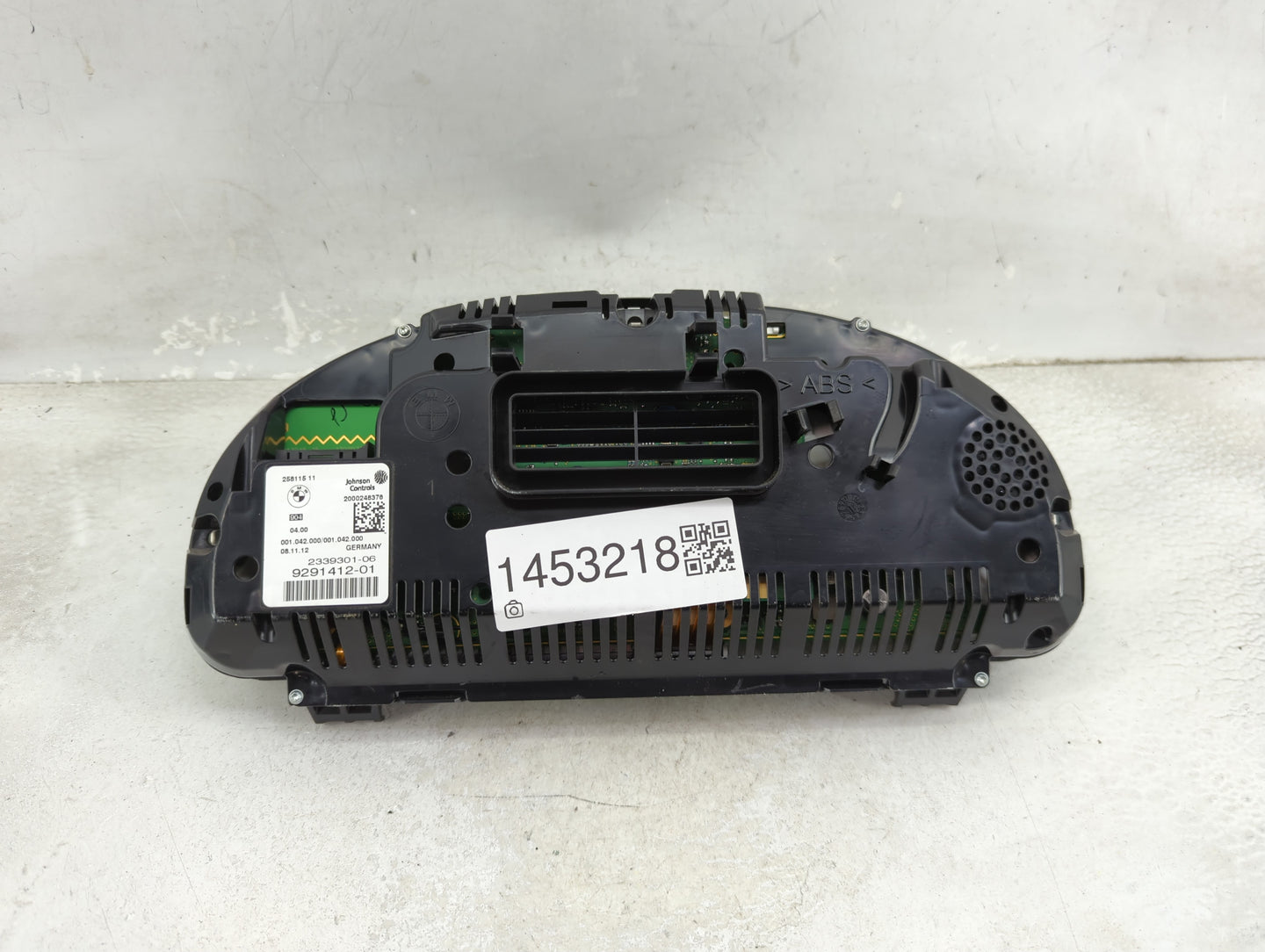 2012-2013 Bmw 535i Instrument Cluster Speedometer Gauges P/N:25811511 2339301-06, 9291412-01 Miles: Fits Fits 2011 2012 2013