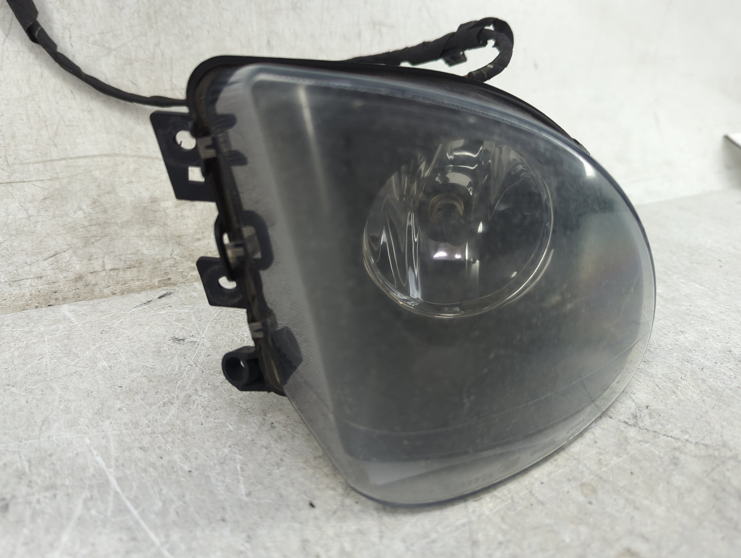 2011-2013 Bmw 535i Passenger Right Oem Fog Light Lamp - Oemusedautoparts1.com
