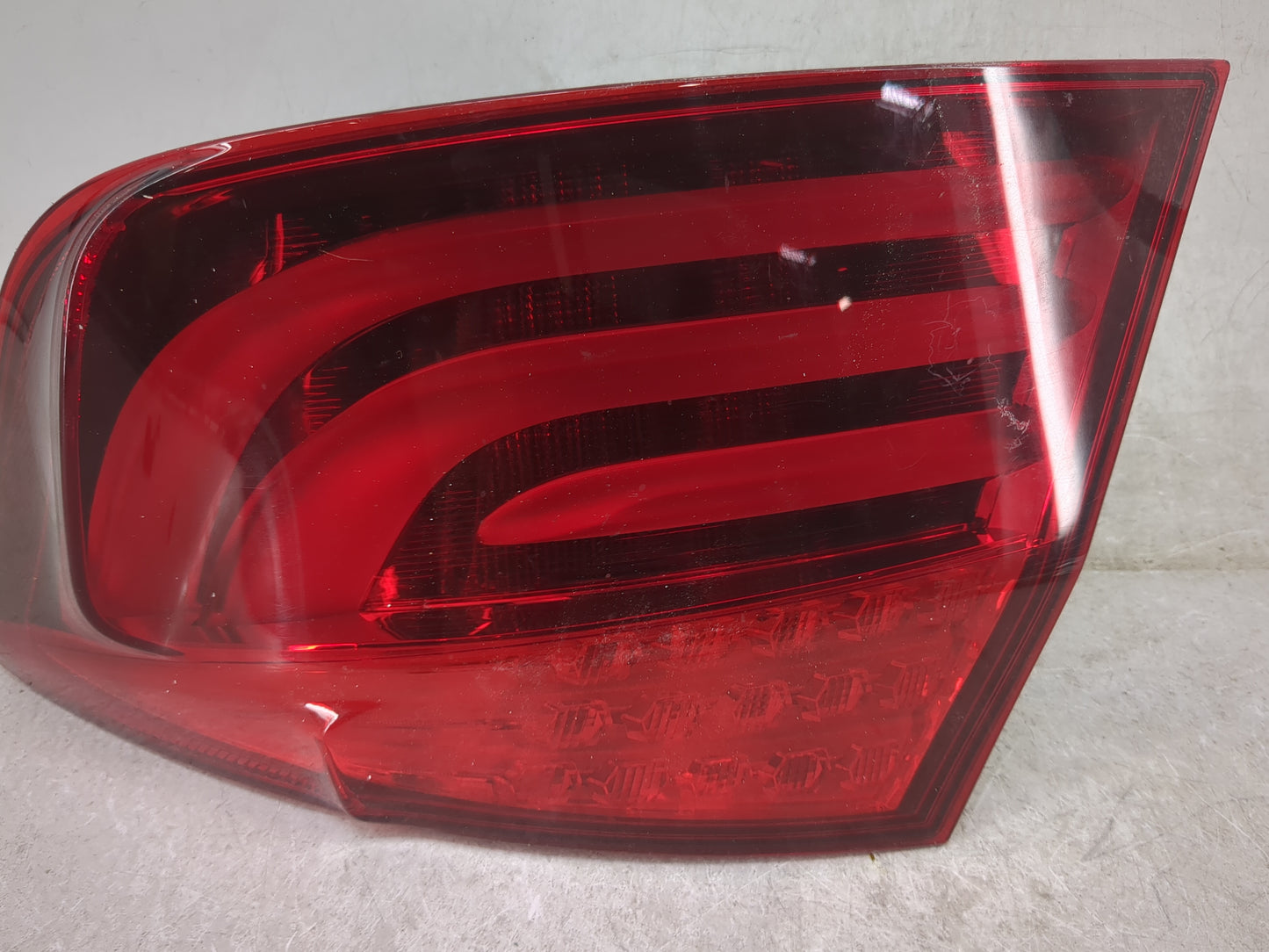2011-2013 Bmw 535i Tail Light Assembly Passenger Right OEM P/N:173462-02 Fits Fits 2011 2012 2013 OEM Used Auto Parts - Oemu