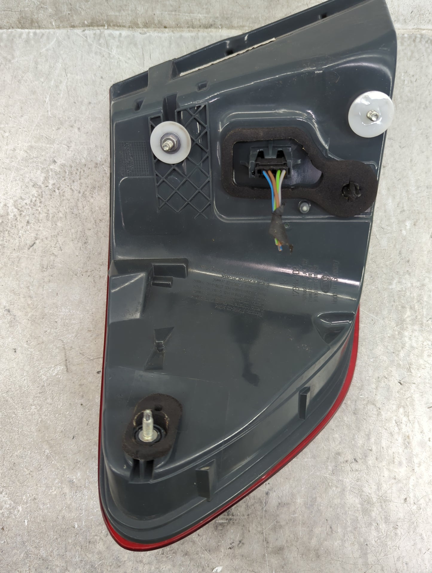 2011-2013 Bmw 535i Tail Light Assembly Passenger Right OEM P/N:173462-02 Fits Fits 2011 2012 2013 OEM Used Auto Parts - Oemu