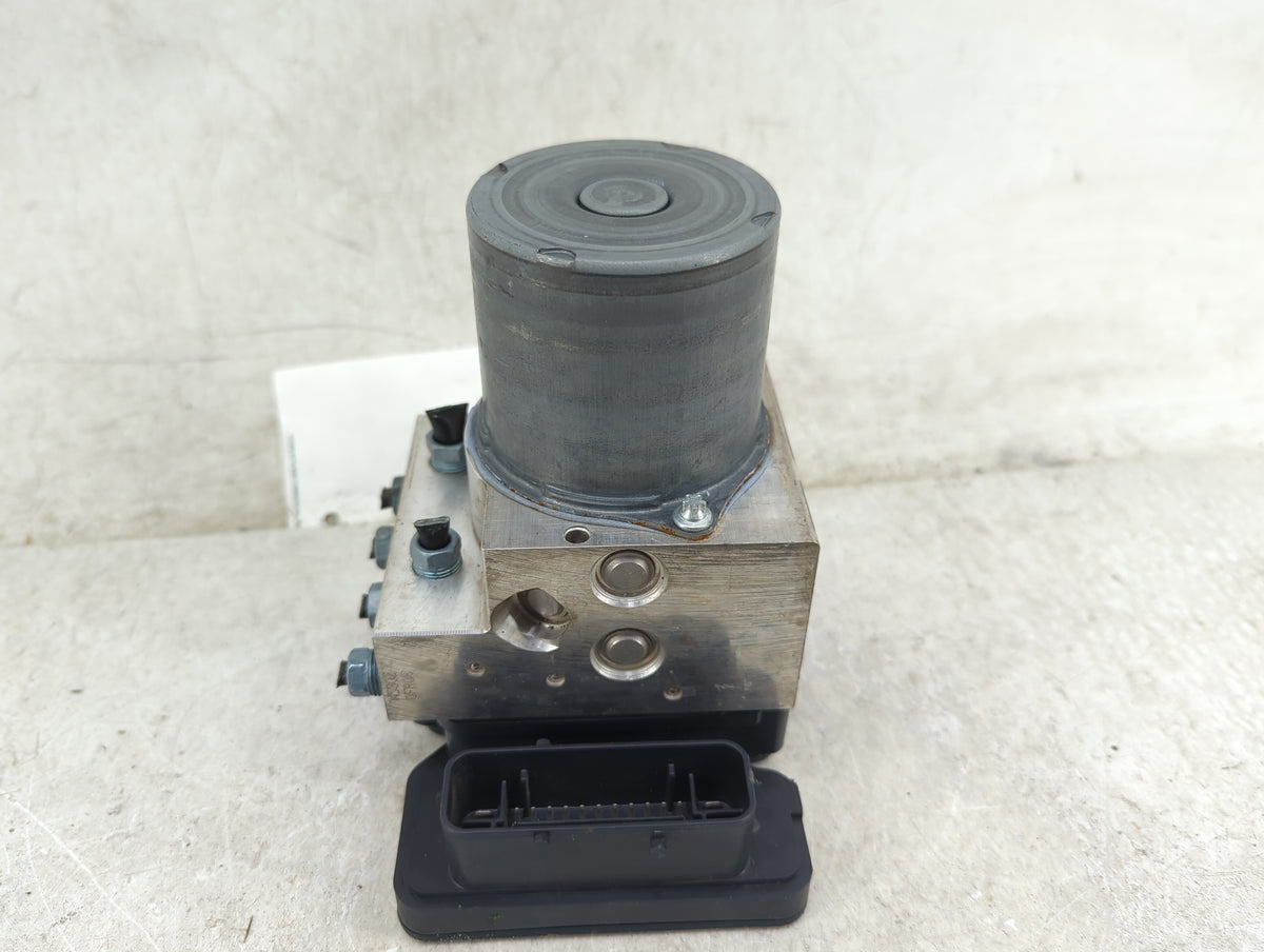 2013 Bmw 535i ABS Pump Control Module Replacement P/N:3451 6858955-01 269 521, 10213510 Fits OEM Used Auto Parts - Oemusedau