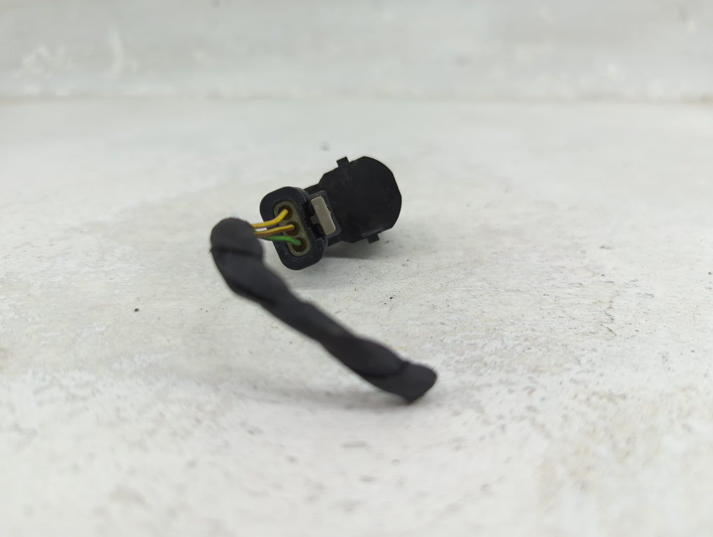 2013 Bmw 535i Front Park Assist Sensor Black 1456816 - Oemusedautoparts1.com