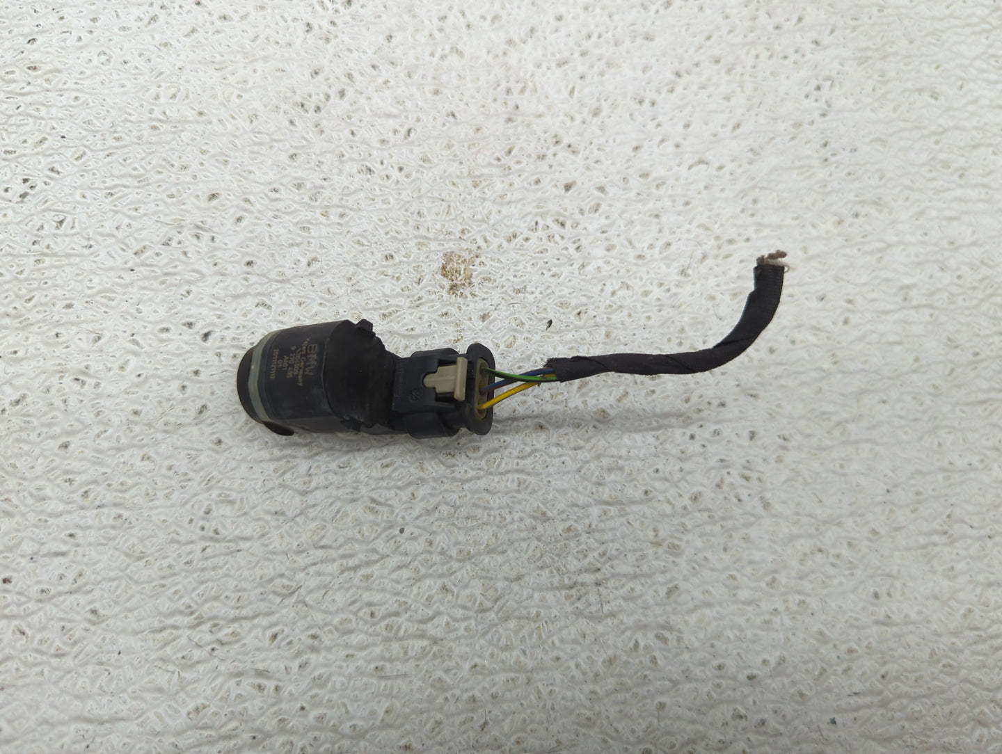 2013 Bmw 535i Front Park Assist Sensor Black - Oemusedautoparts1.com