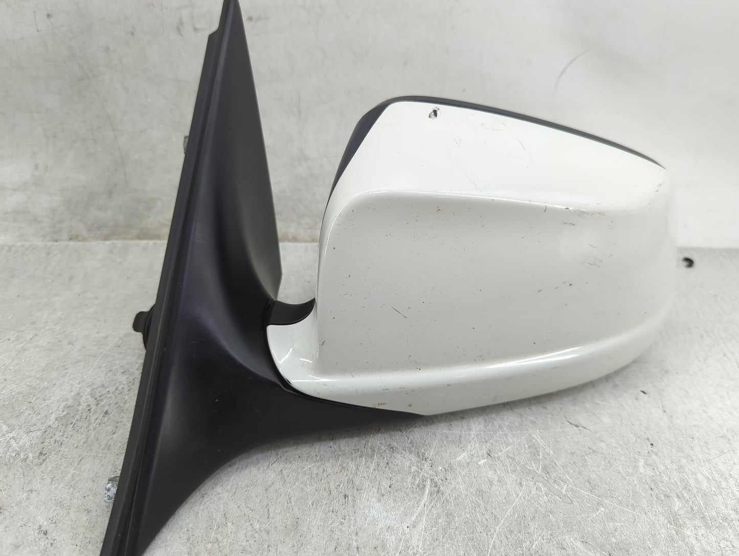 2012-2013 Bmw 535i Driver Side View Mirror - Left Door Mirror OEM Used - Oemusedautoparts1.com