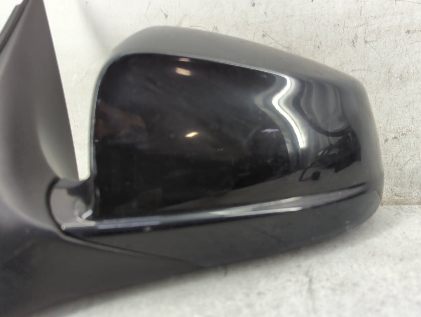 2012-2013 Bmw 535i Driver Side View Mirror - Left Door Mirror OEM Used - Oemusedautoparts1.com