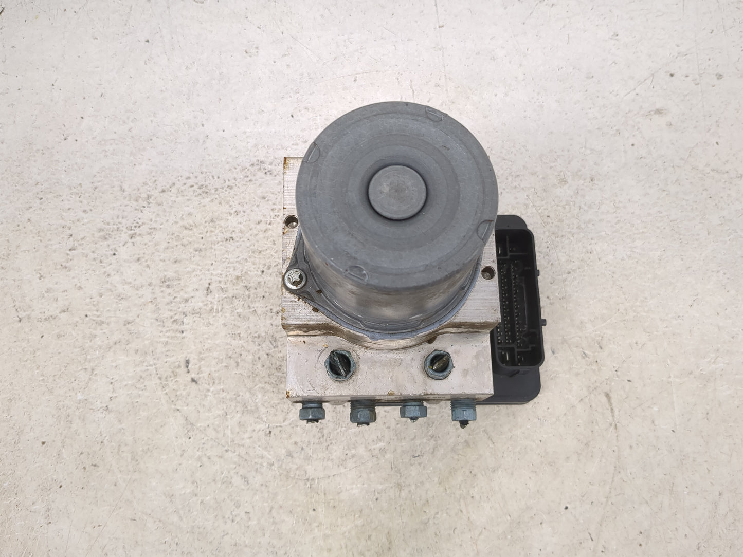 2012-2017 Bmw 535i ABS Pump Control Module Replacement P/N:3451 6853400-01 3452 6853403-01 Fits OEM Used Auto Parts - Oemuse