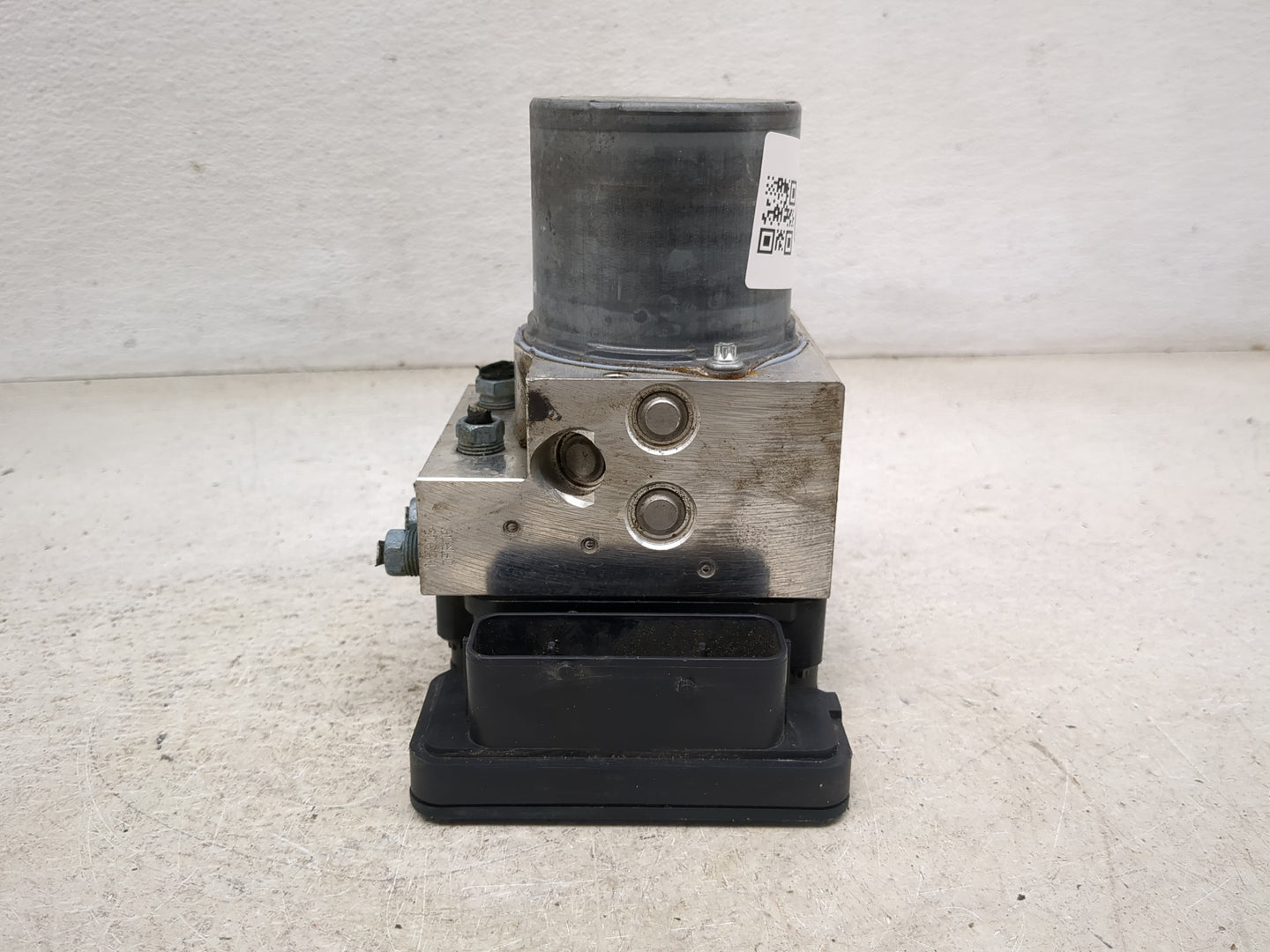 2012-2017 Bmw 535i ABS Pump Control Module Replacement P/N:3451 6853400-01 3452 6853403-01 Fits OEM Used Auto Parts - Oemuse