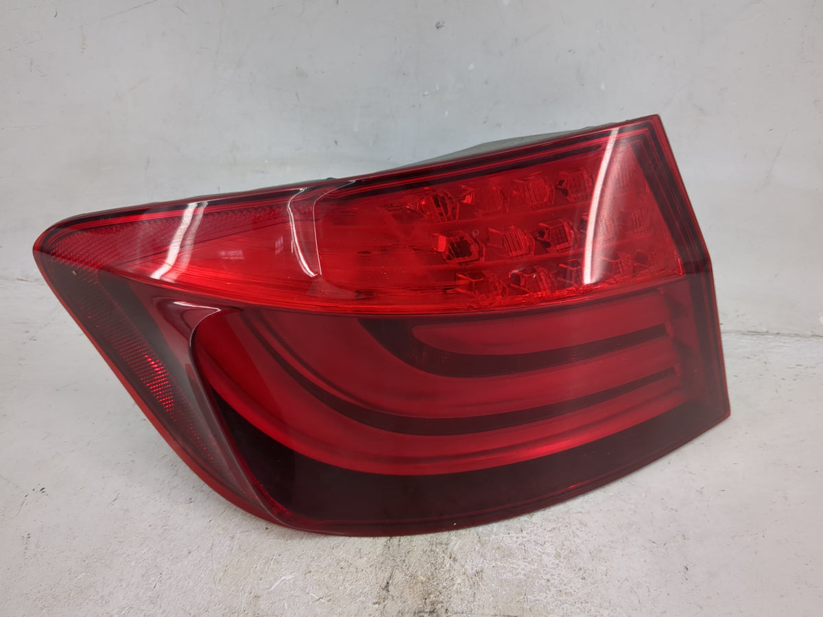 2011-2013 Bmw 535i Tail Light Assembly Driver Left OEM P/N:173462-01 Fits Fits 2011 2012 2013 OEM Used Auto Parts - Oemuseda