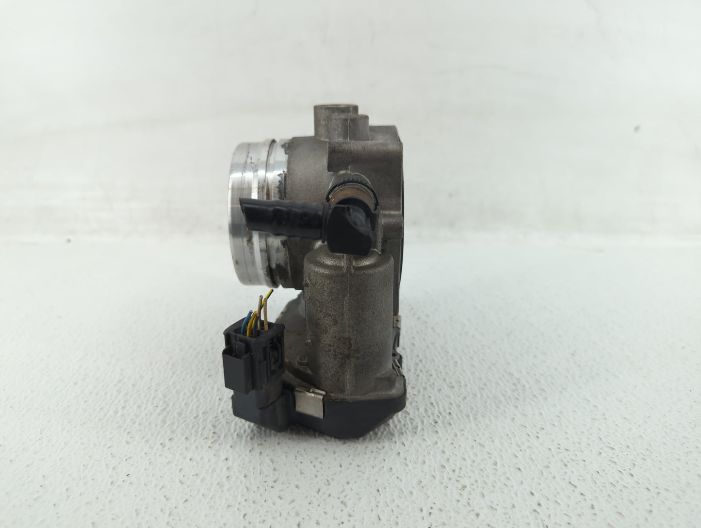 2010-2017 Bmw 535i Throttle Body P/N:1354 7597871-01 Fits Fits 2010 2011 2012 2013 2014 2015 2016 2017 2018 2019 2020 OEM Us