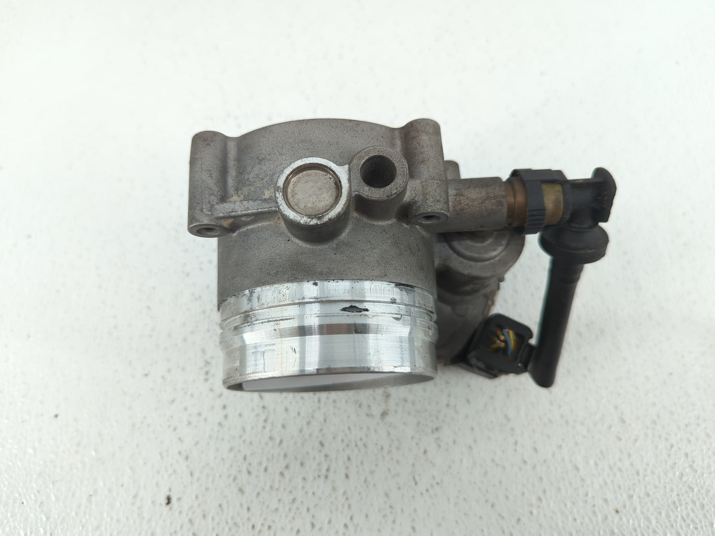 2010-2017 Bmw 535i Throttle Body P/N:1354 7597871-03 Fits Fits 2010 2011 2012 2013 2014 2015 2016 2017 2018 2019 2020 OEM Us