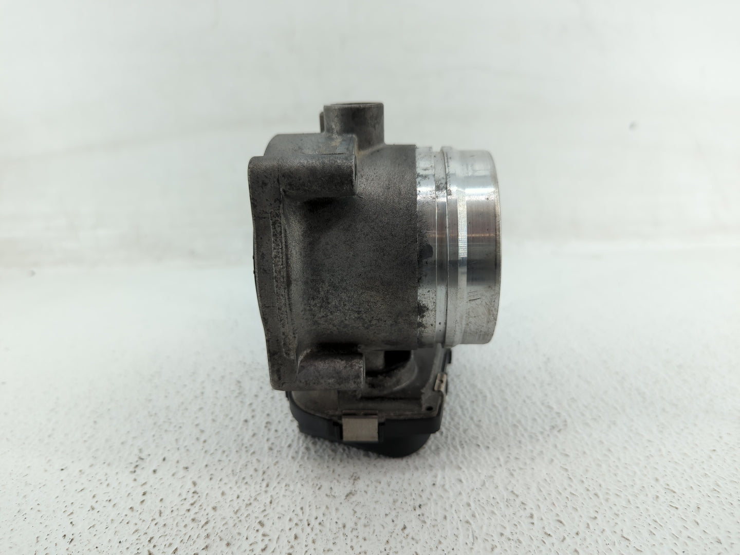 2010-2017 Bmw 535i Throttle Body P/N:1354 7597871-03 Fits Fits 2010 2011 2012 2013 2014 2015 2016 2017 2018 2019 2020 OEM Us