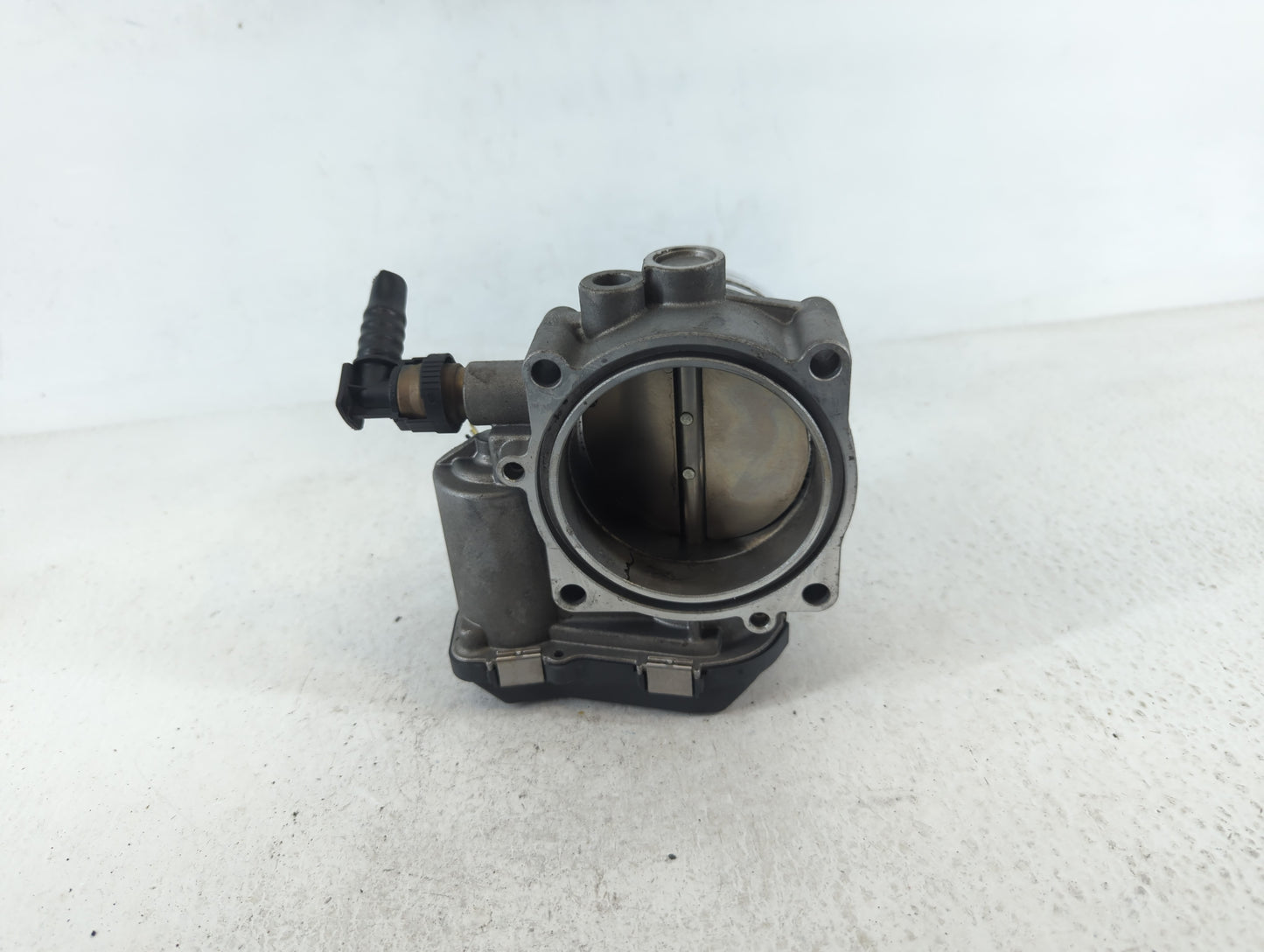 2013 Bmw 535i Throttle Body P/N:1354 7597871-02 A2C83004100 Fits OEM Used Auto Parts - Oemusedautoparts1.com