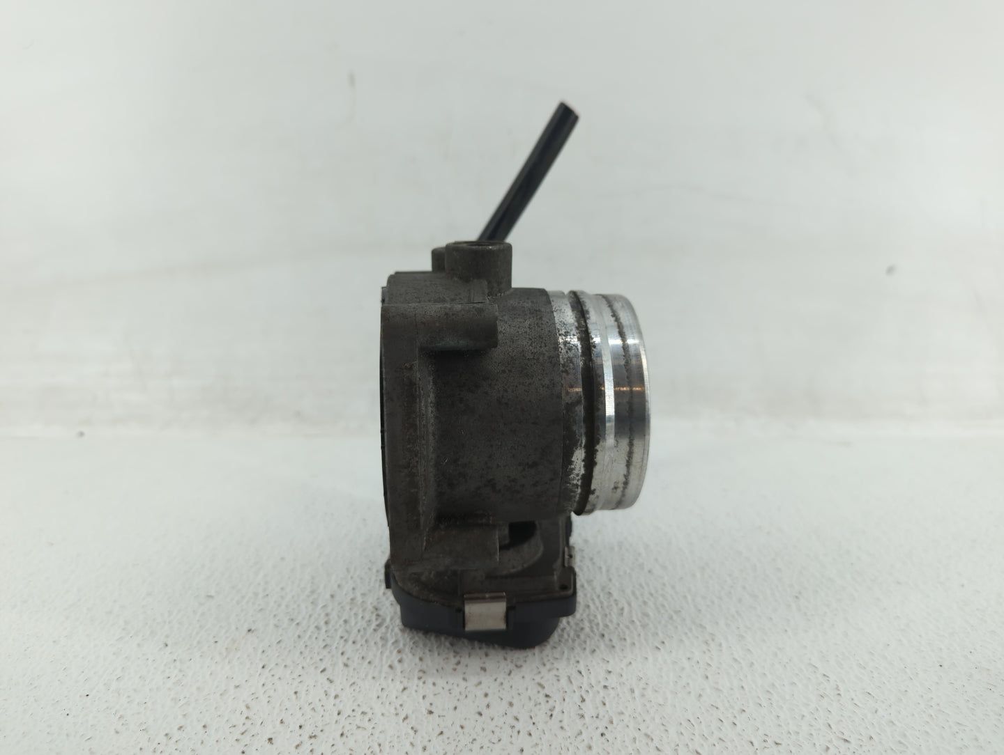 2010-2017 Bmw 535i Gt Throttle Body P/N:1354 7597871-02 Fits Fits 2010 2011 2012 2013 2014 2015 2016 2017 2018 2019 2020 OEM