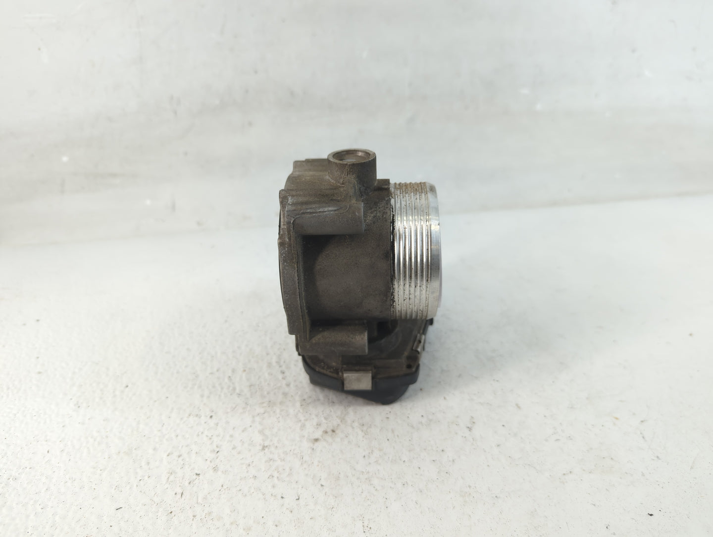 2010-2016 Bmw 550i Throttle Body P/N:1354 7555944-03 Fits Fits 2008 2009 2010 2011 2012 2013 2014 2015 2016 2017 2018 2019 O