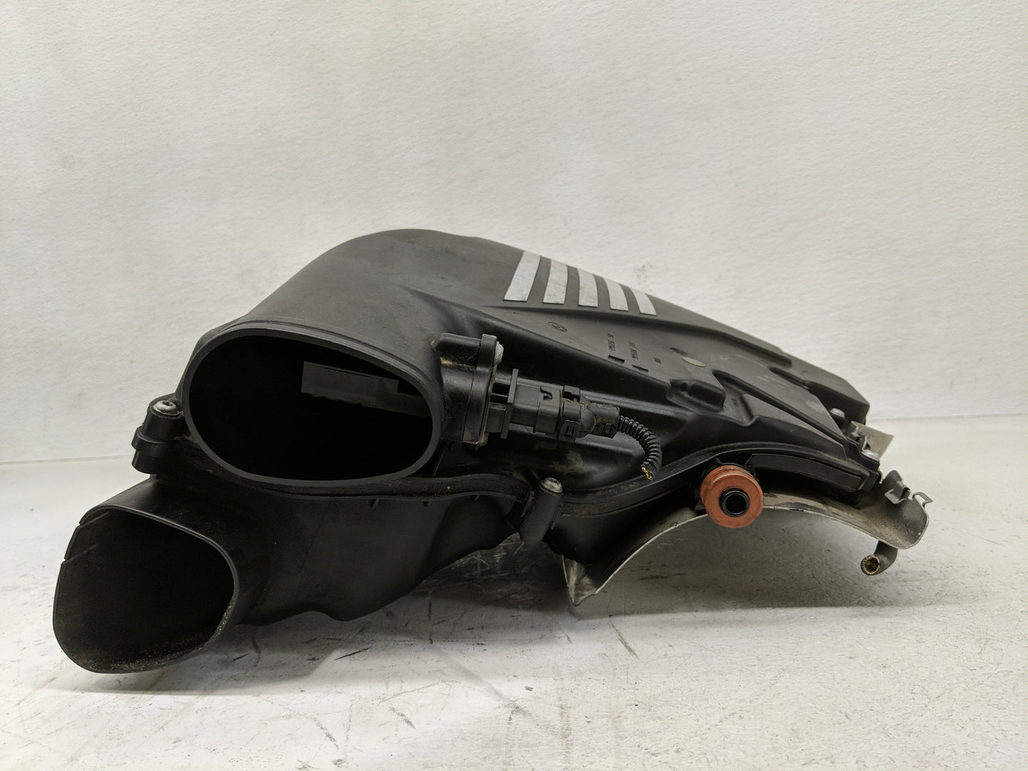 2011-2013 Bmw 550i Air Cleaner Intake-duct Hose Tube - Oemusedautoparts1.com