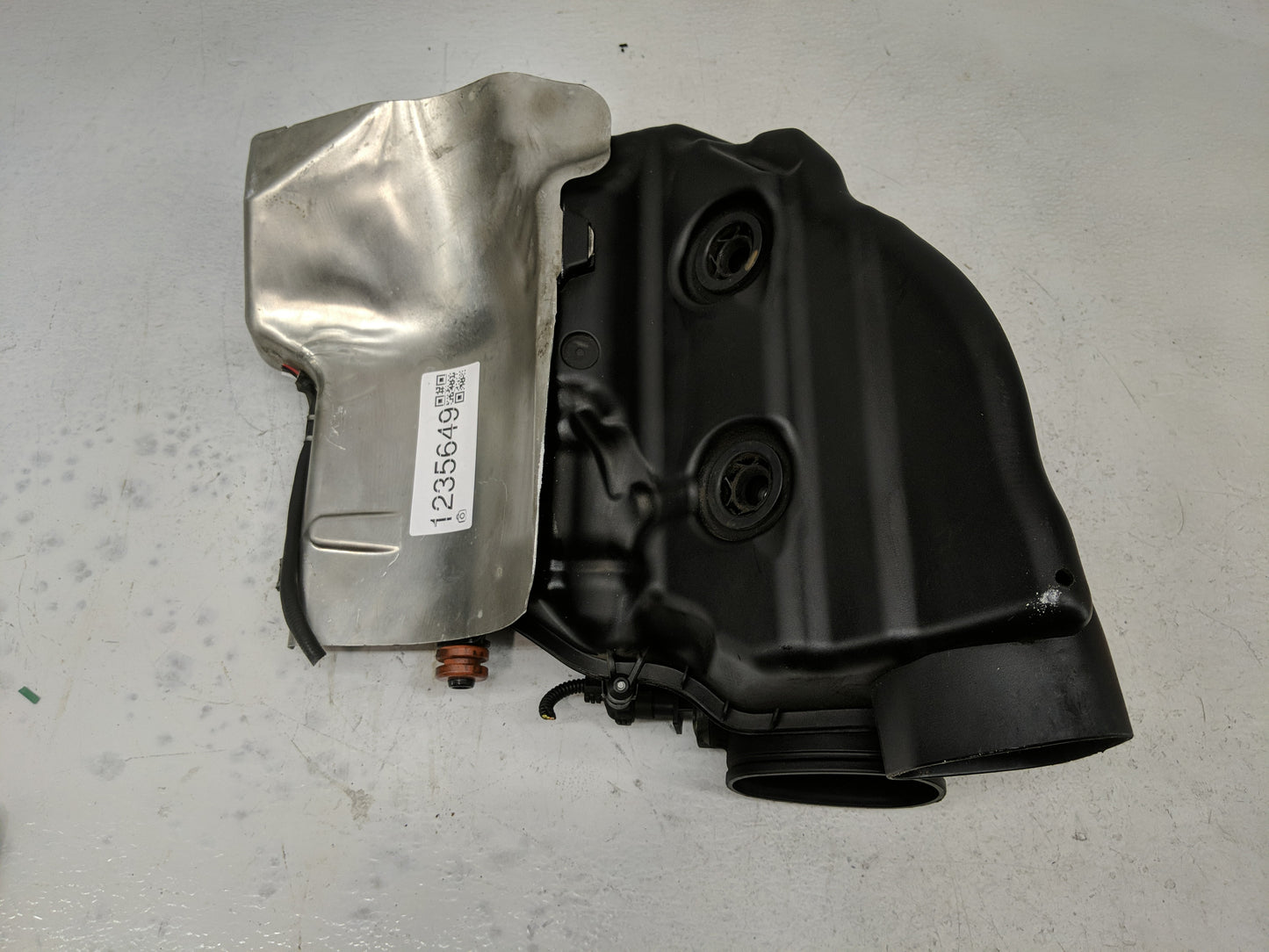 2011-2013 Bmw 550i Air Cleaner Intake-duct Hose Tube - Oemusedautoparts1.com
