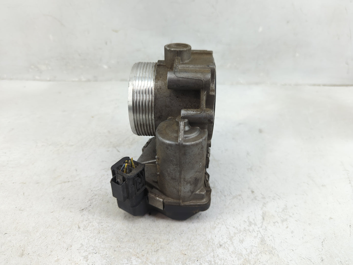 2010-2016 Bmw 550i Throttle Body P/N:7555944-04 A2C83914800 Fits Fits 2008 2009 2010 2011 2012 2013 2014 2015 2016 2017 2018