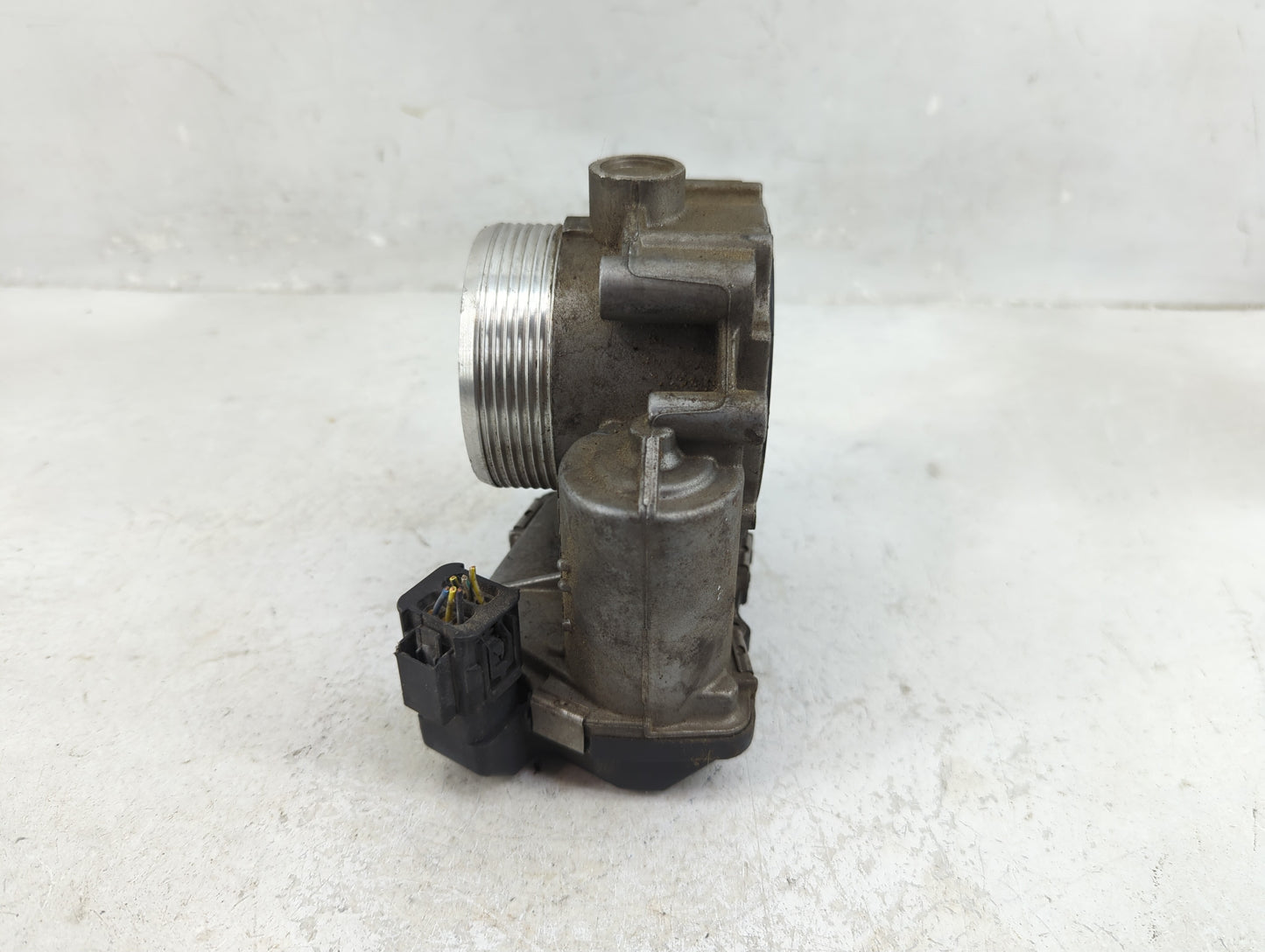 2010-2016 Bmw 550i Throttle Body P/N:7555944-04 A2C83914800 Fits Fits 2008 2009 2010 2011 2012 2013 2014 2015 2016 2017 2018