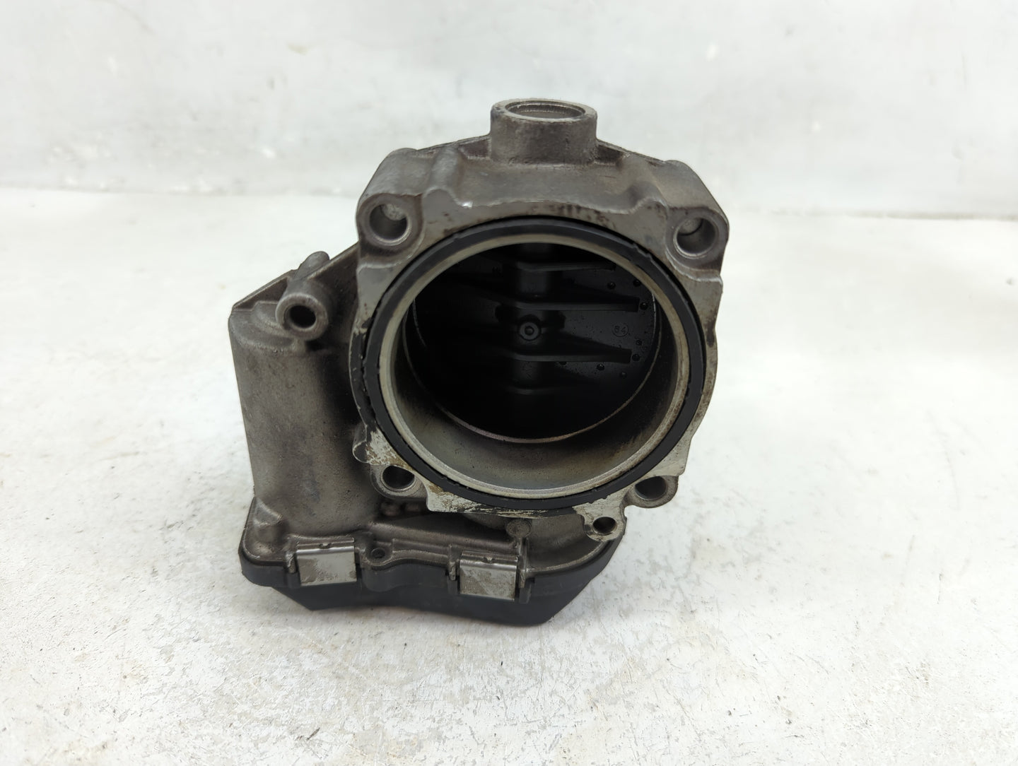 2010-2016 Bmw 550i Throttle Body P/N:7555944-04 A2C83914800 Fits Fits 2008 2009 2010 2011 2012 2013 2014 2015 2016 2017 2018