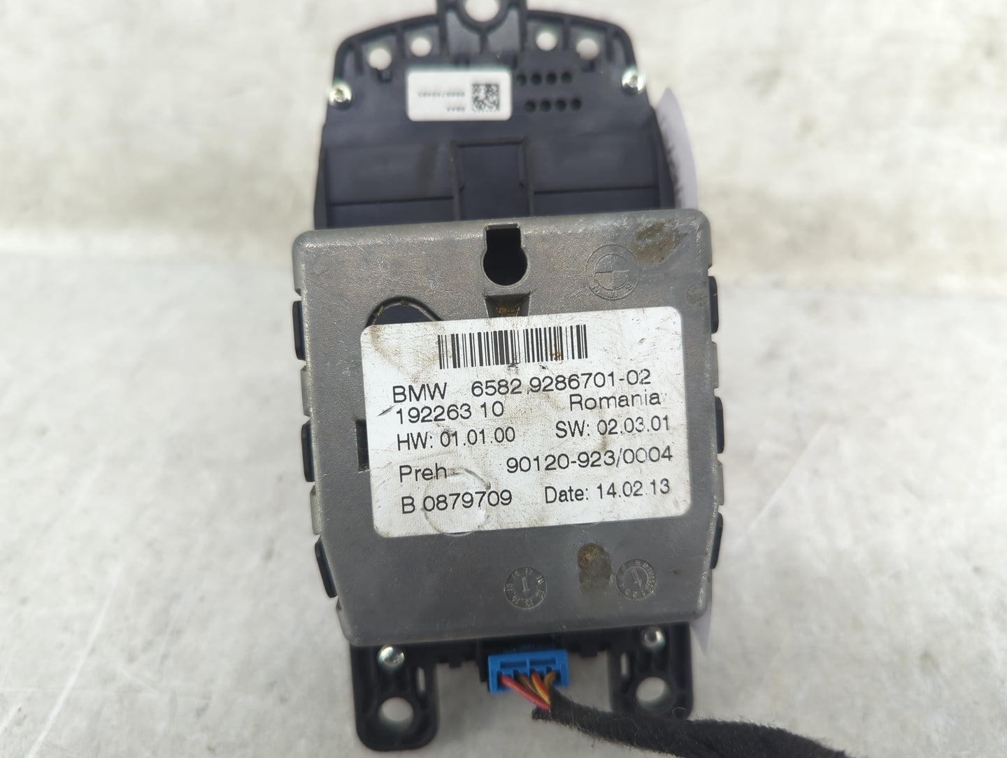 2013 Bmw 550i Radio AM FM Cd Player Receiver Replacement P/N:9286701-02 65829286701-02, 192263, 90120-923/0004 Fits OEM Used