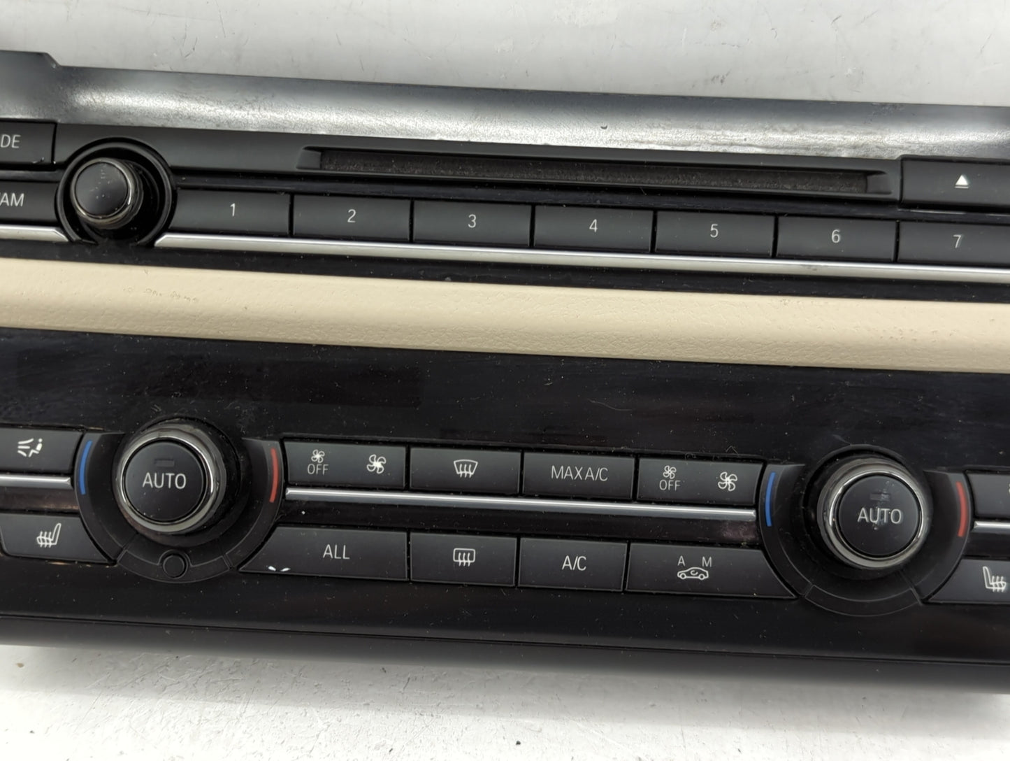 2011-2016 Bmw 550i Climate Control Module Temperature AC/Heater Replacement P/N:9317679-01 90025-643/0013 Fits OEM Used Auto
