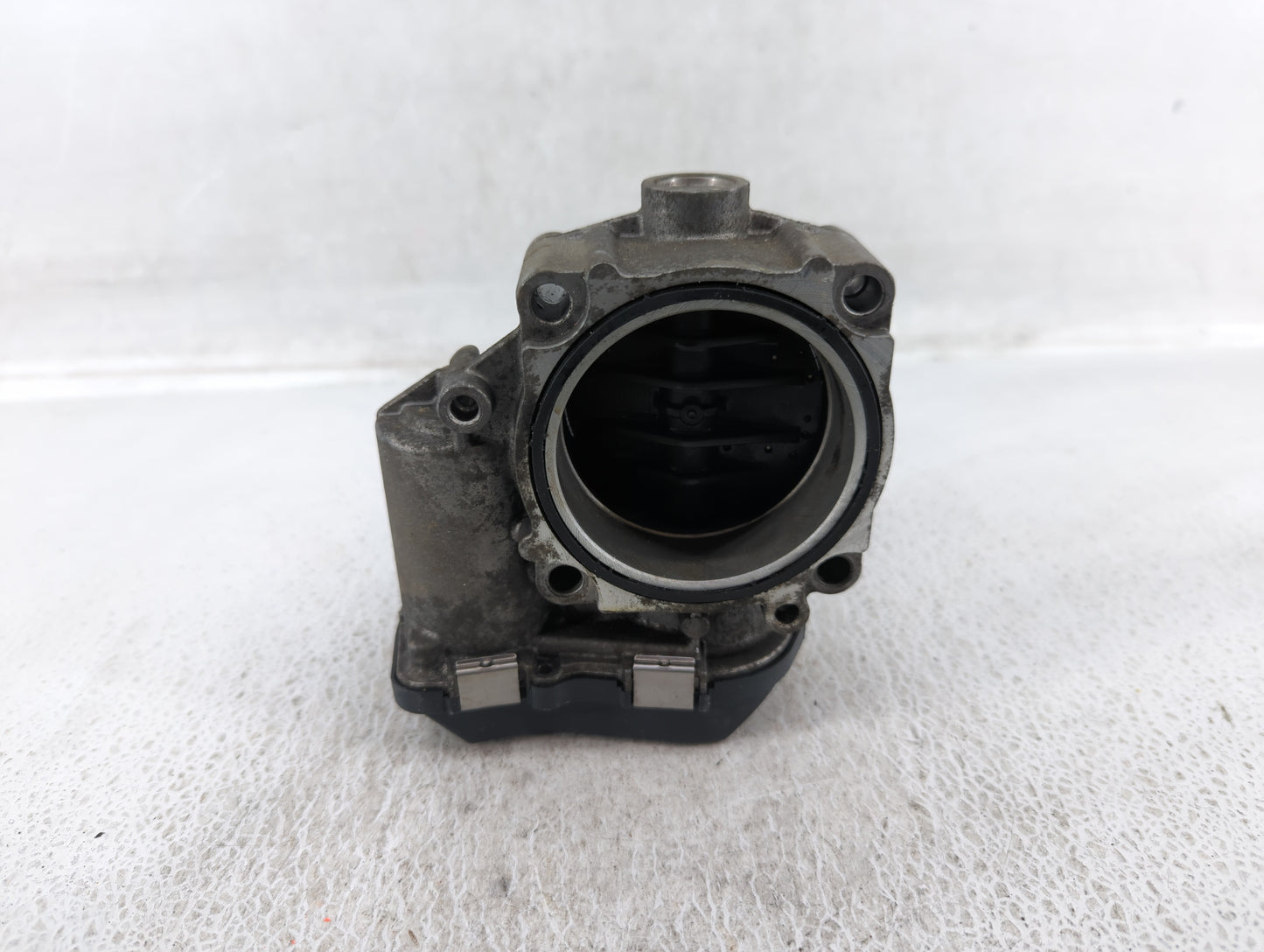 2010-2016 Bmw 550i Throttle Body P/N:1354 7555944-03 Fits Fits 2008 2009 2010 2011 2012 2013 2014 2015 2016 2017 2018 2019 O