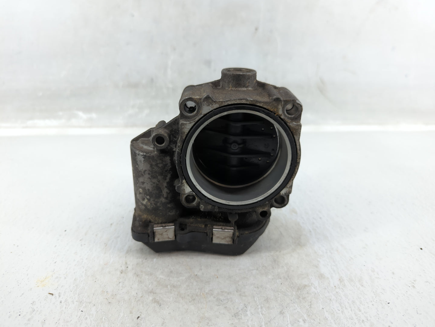 2010-2016 Bmw 550i Throttle Body P/N:1354 7555944-02 Fits Fits 2008 2009 2010 2011 2012 2013 2014 2015 2016 2017 2018 2019 O