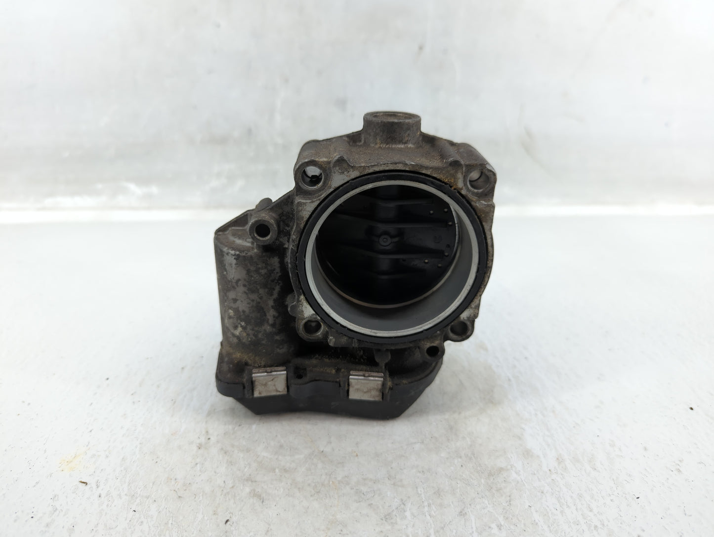 2010-2016 Bmw 550i Throttle Body P/N:1354 7555944-02 Fits Fits 2008 2009 2010 2011 2012 2013 2014 2015 2016 2017 2018 2019 O