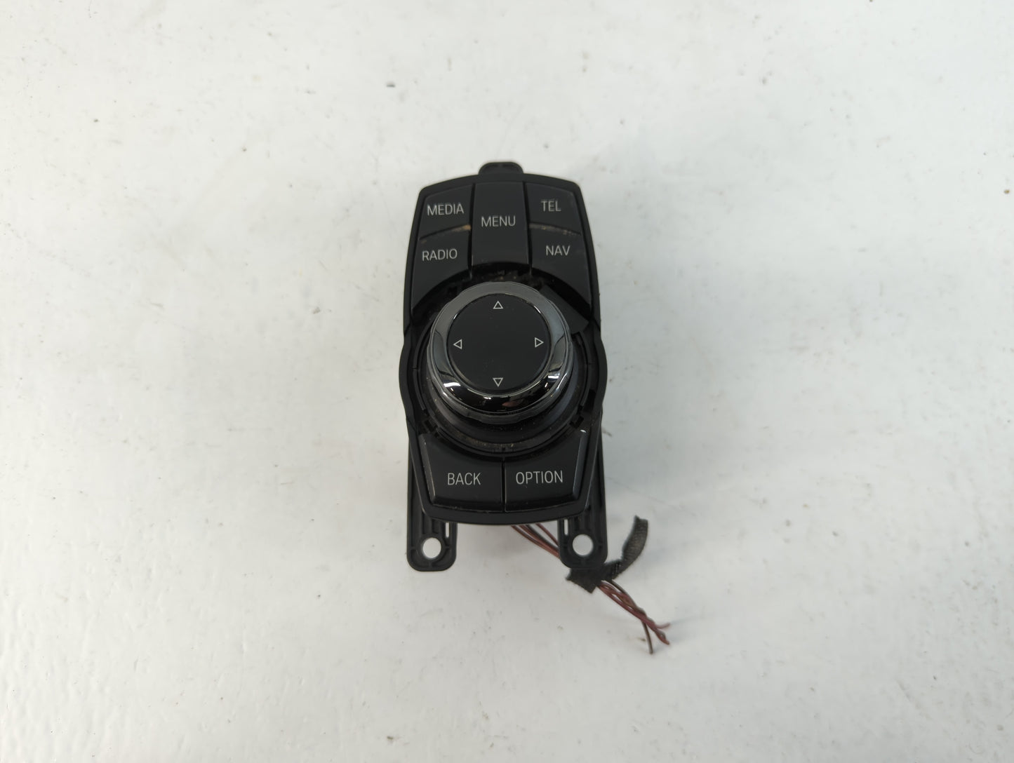 2013-2014 Bmw 550i Radio AM FM Cd Player Receiver Replacement P/N:0007557717 Fits Fits 2013 2014 2015 2016 2017 OEM Used Aut