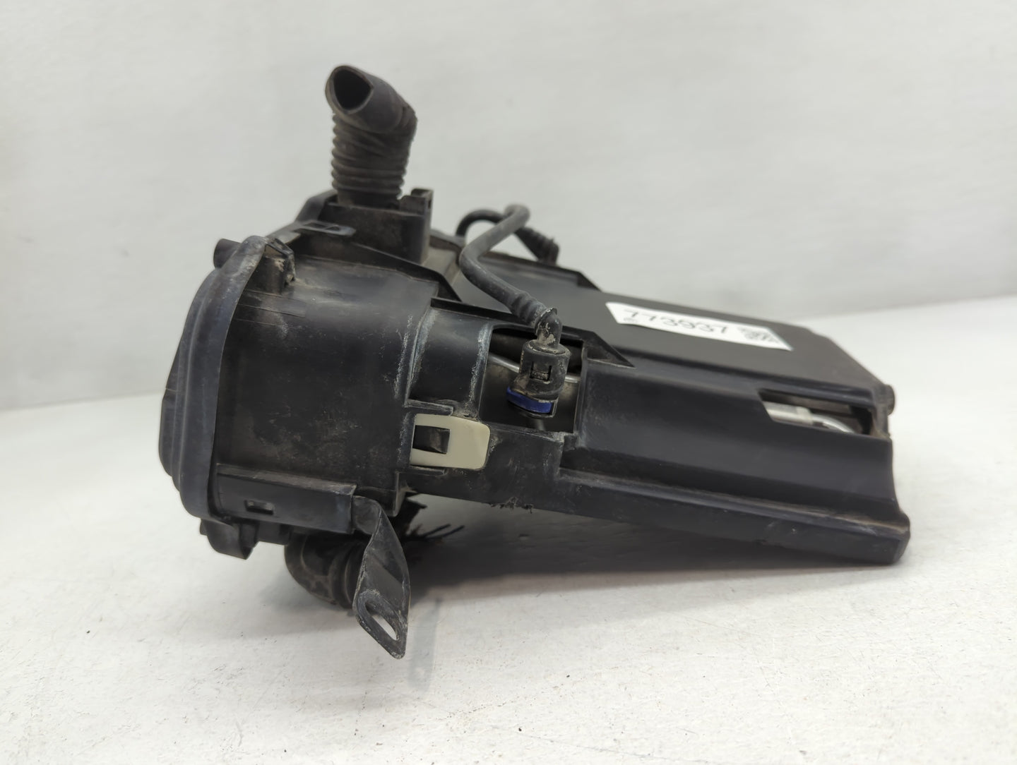 2013 Bmw 550i Fuel Vapor Charcoal Canister - Oemusedautoparts1.com