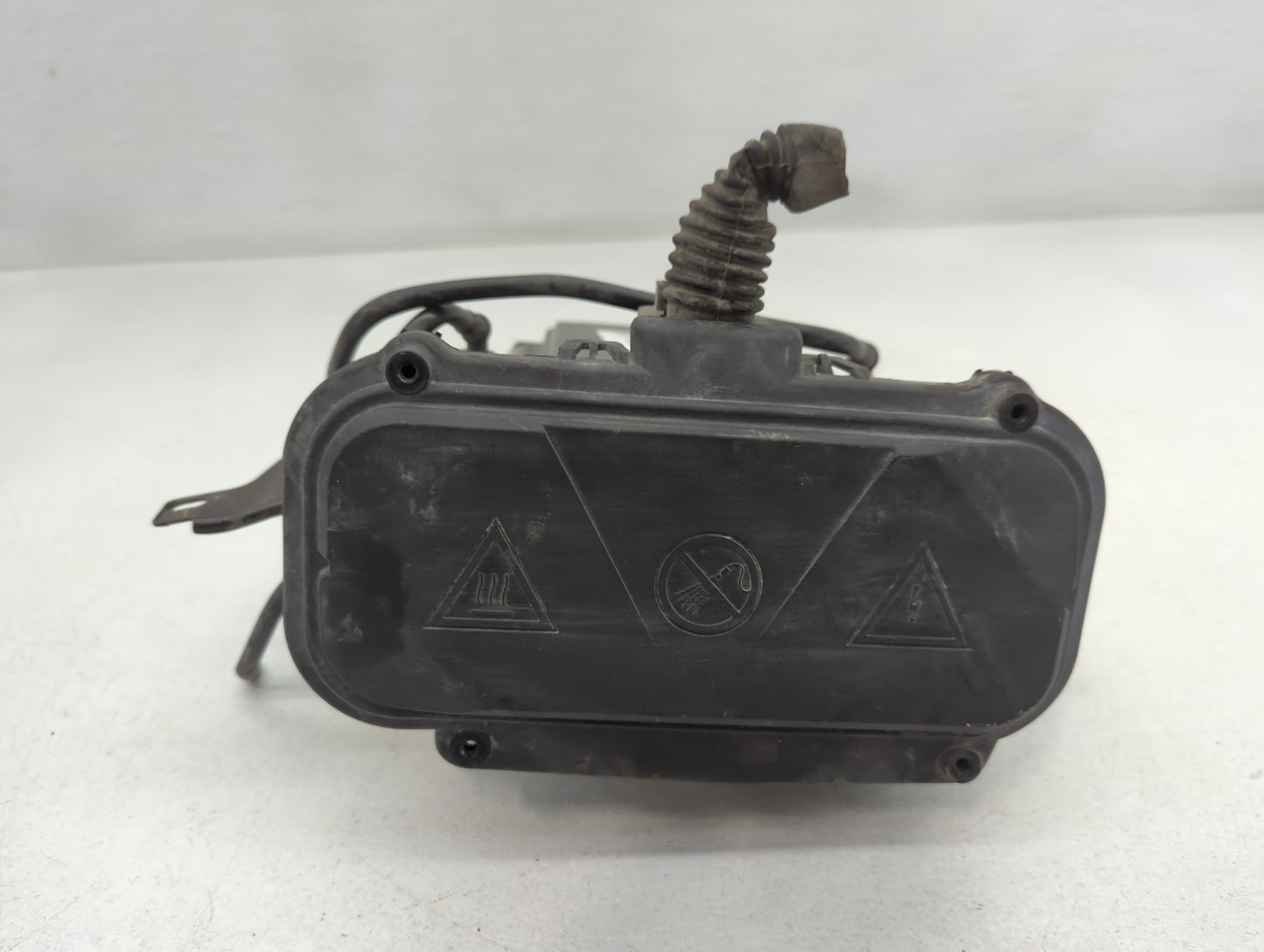 2013 Bmw 550i Fuel Vapor Charcoal Canister - Oemusedautoparts1.com