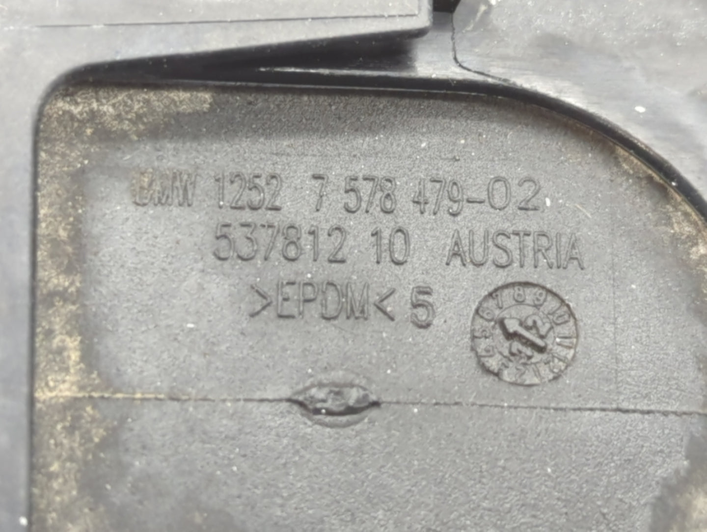 2013 Bmw 550i Fuel Vapor Charcoal Canister - Oemusedautoparts1.com