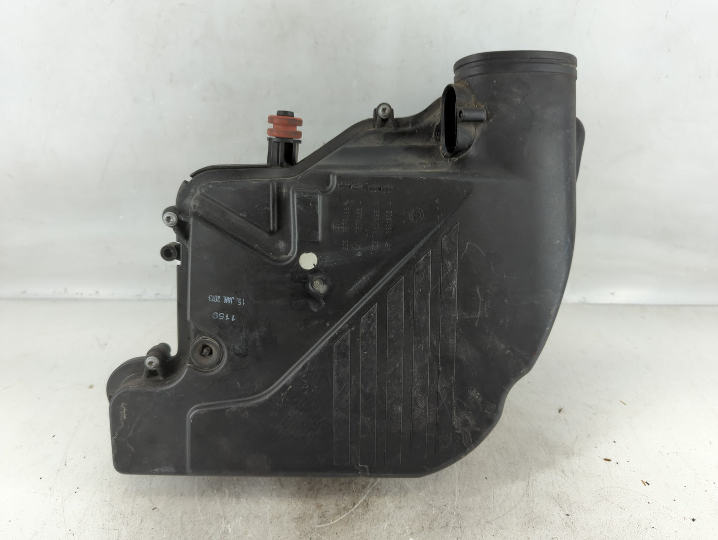 2011-2013 Bmw 550i Air Cleaner Intake-duct Hose Tube - Oemusedautoparts1.com