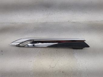 compare product Bmw 650 Passenger Right Oem Front Light Lamp Chrome