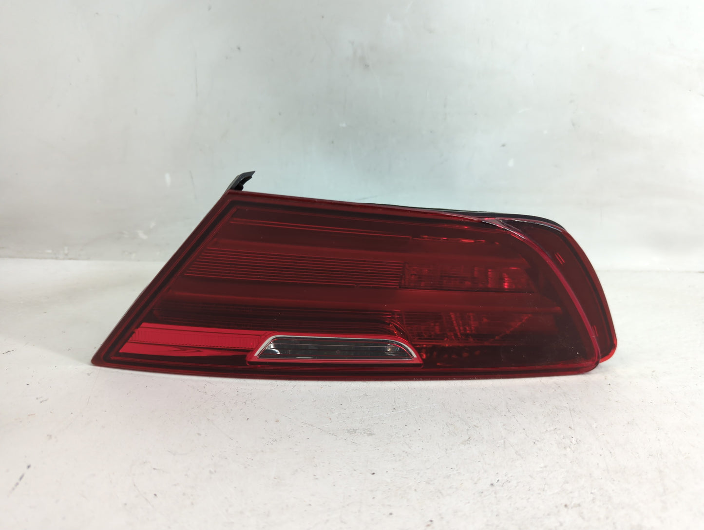2012-2018 Bmw 650i Tail Light Assembly Passenger Right OEM Fits Fits 2012 2013 2014 2015 2016 2017 2018 OEM Used Auto Parts 