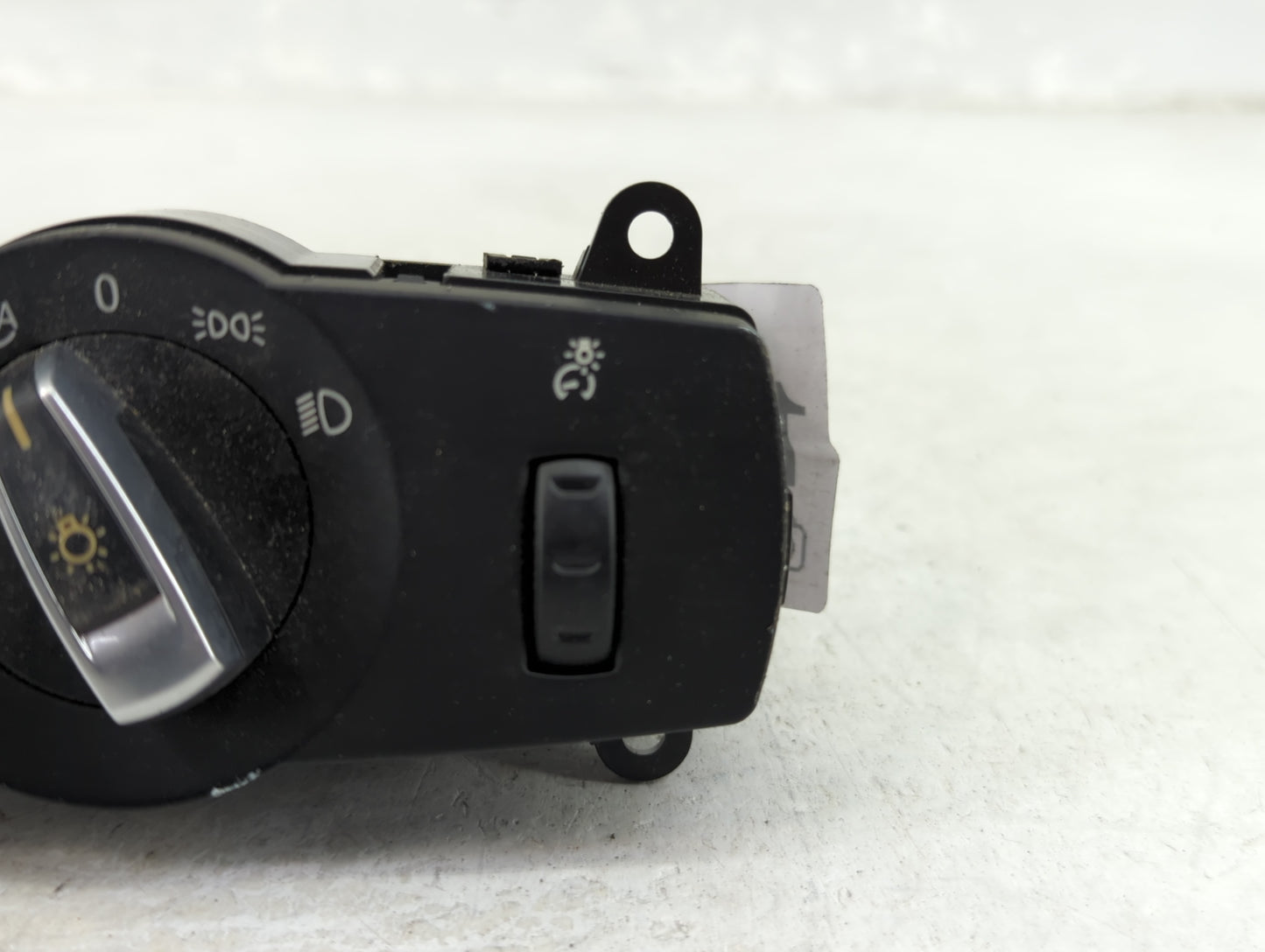 2013 Bmw 750 Headlight Head Light Switch Lamp Control - Oemusedautoparts1.com