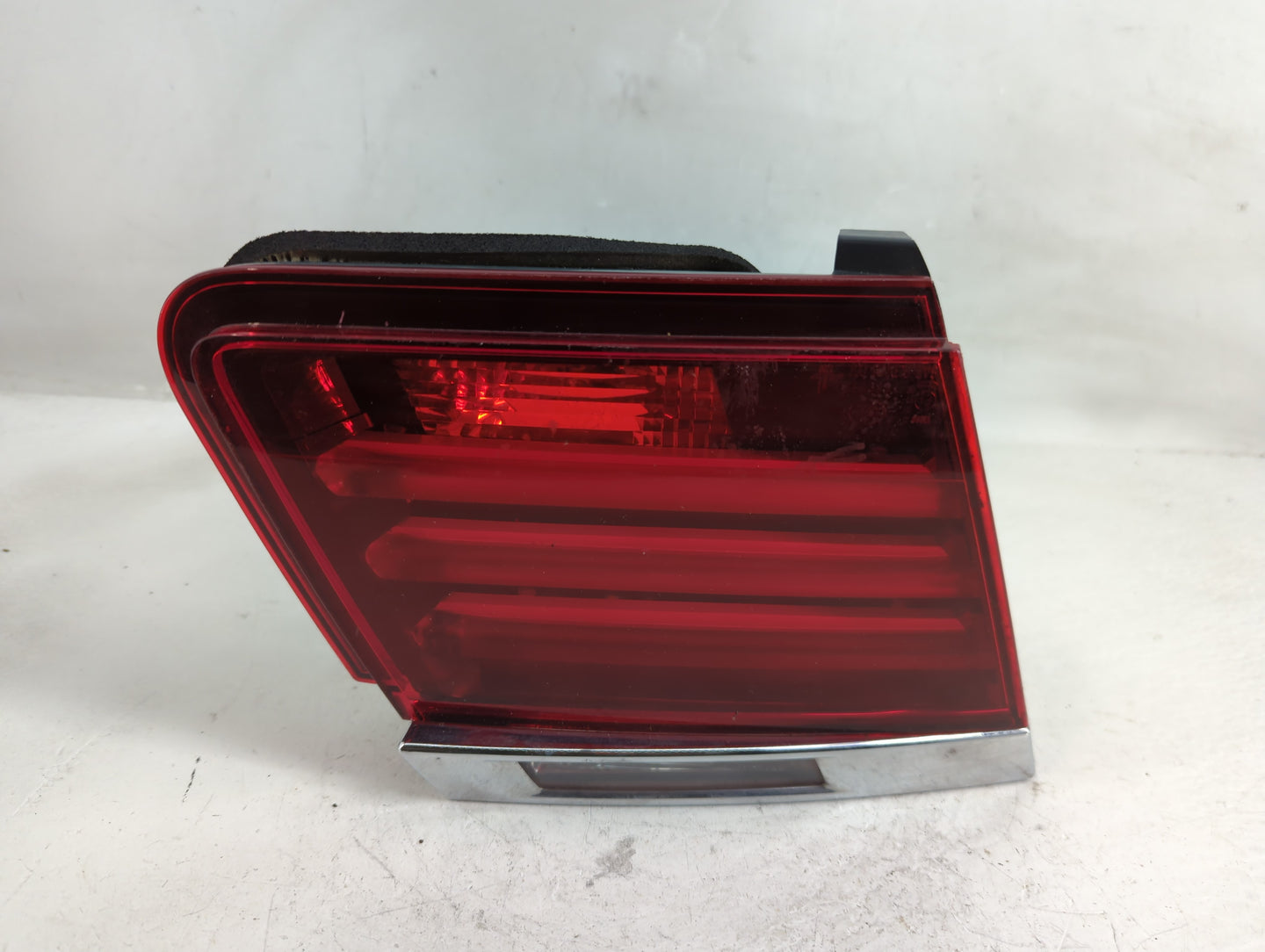 2013-2015 Bmw 750i Tail Light Assembly Driver Left OEM P/N:7300271 Fits Fits 2013 2014 2015 OEM Used Auto Parts - Oemusedaut