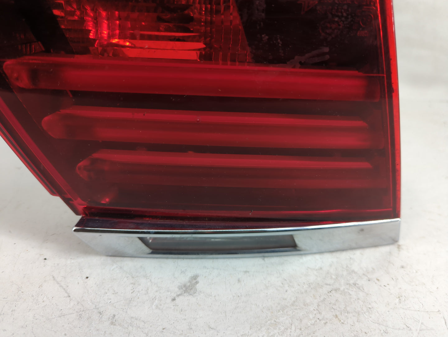 2013-2015 Bmw 750i Tail Light Assembly Driver Left OEM P/N:7300271 Fits Fits 2013 2014 2015 OEM Used Auto Parts - Oemusedaut