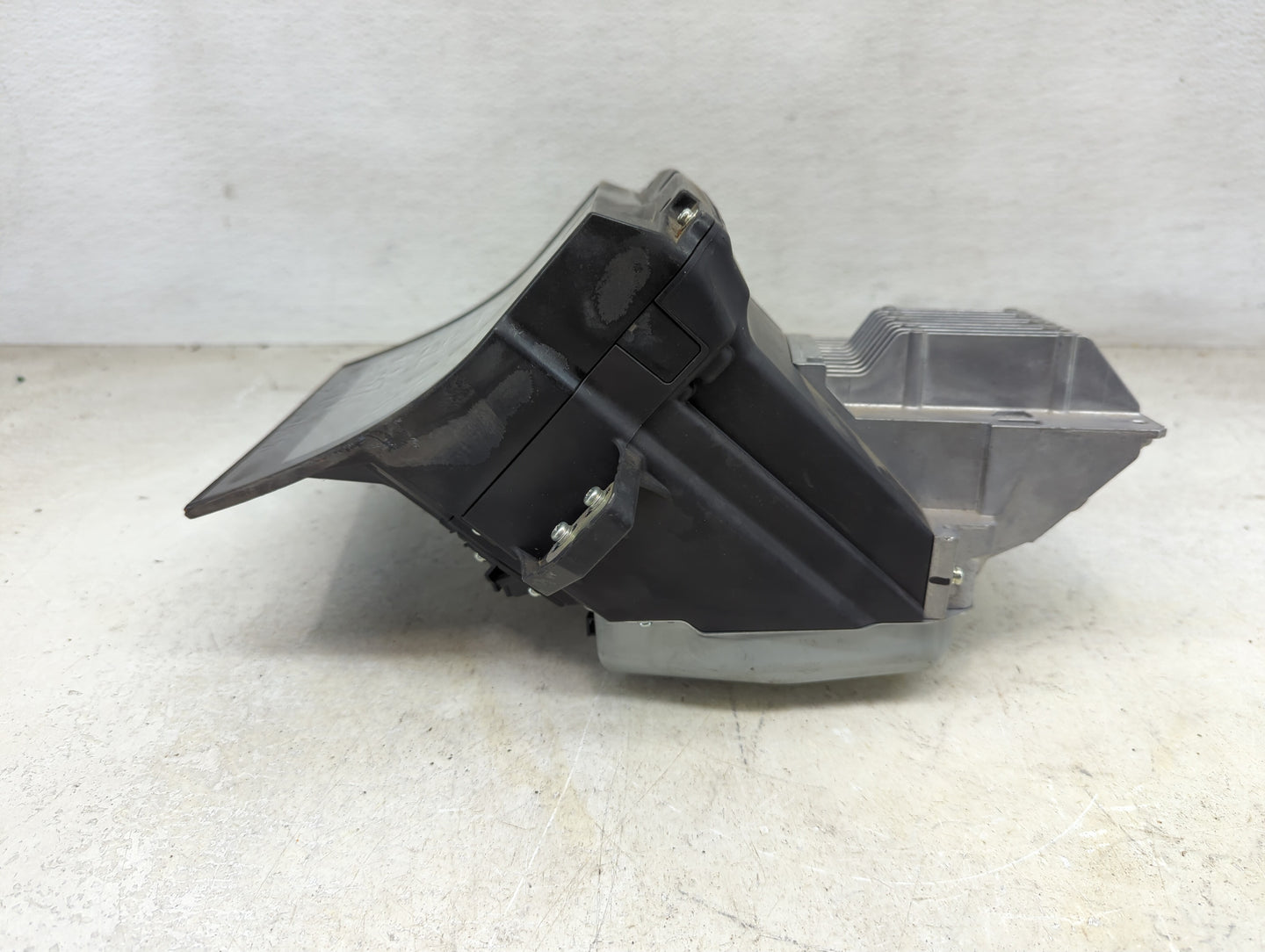 2013-2015 Bmw 750i Instrument Cluster Speedometer Gauges P/N:BM-0528-011 6230-9 249 963 Miles: Fits Fits 2013 2014 2015 2016