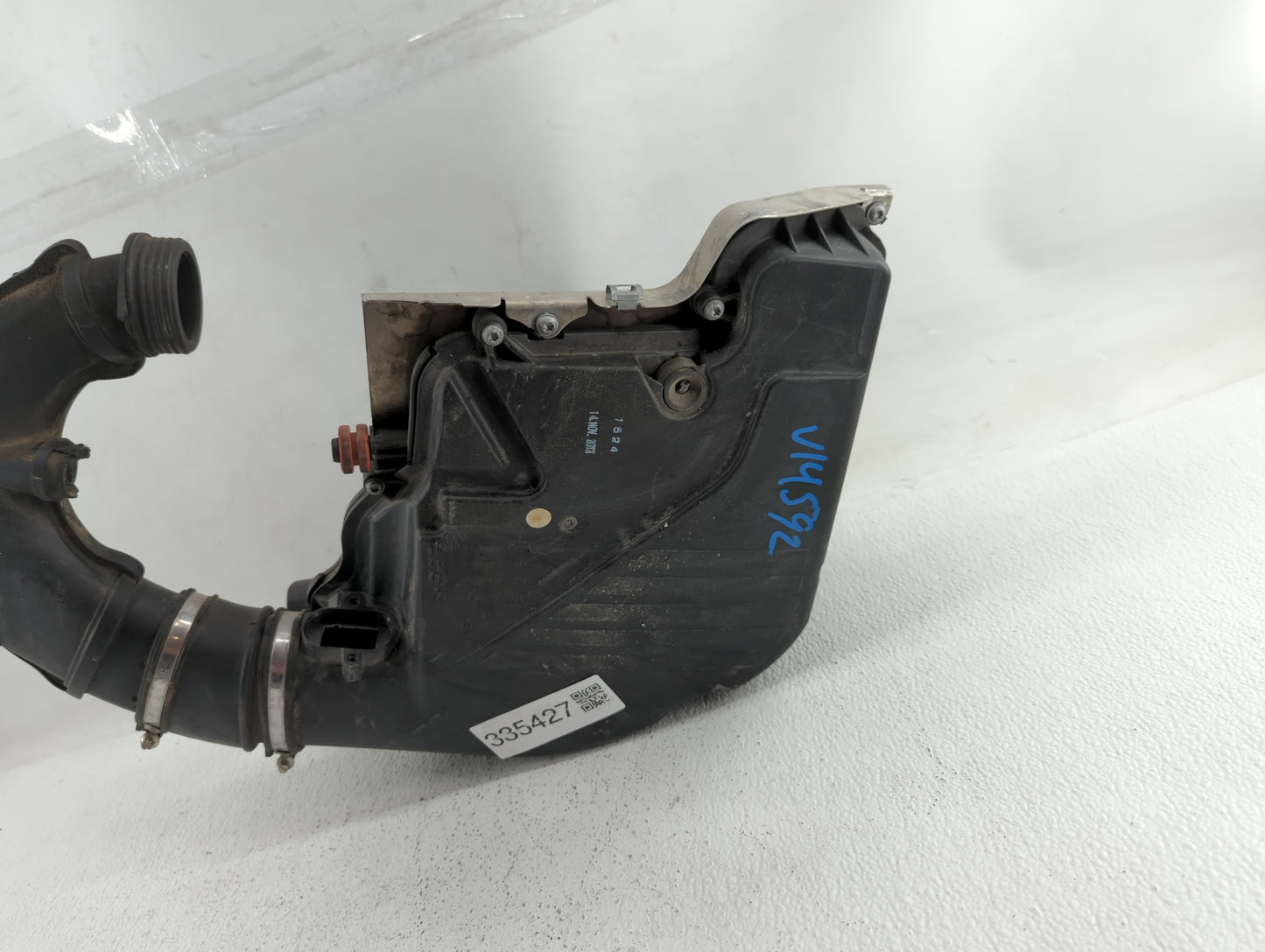 2013-2015 Bmw 750i Air Cleaner Intake-duct Hose Tube - Oemusedautoparts1.com