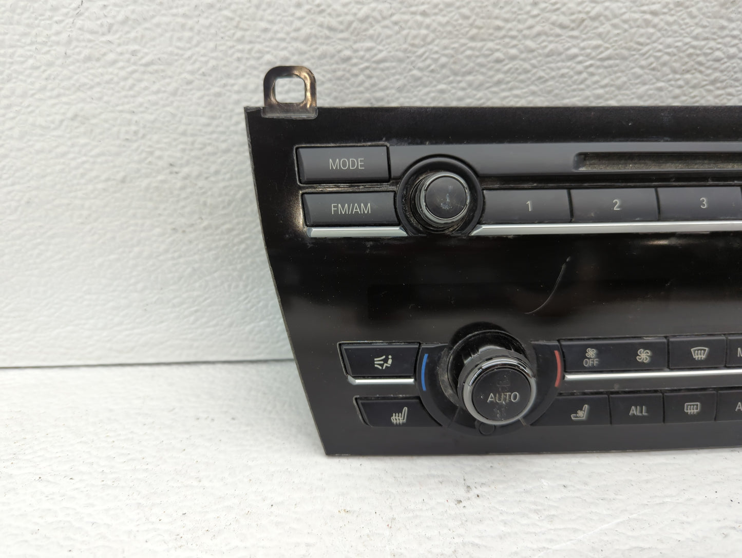 Bmw 7 Series Am Fm Cd Player Radio Receiver - Oemusedautoparts1.com