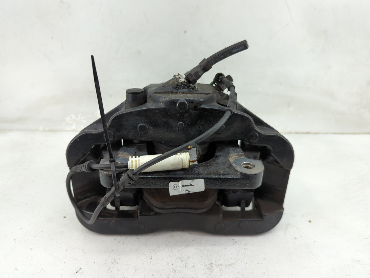 2013 Bmw M3 Front Driver Left Brake Caliper 1461058 - Oemusedautoparts1.com