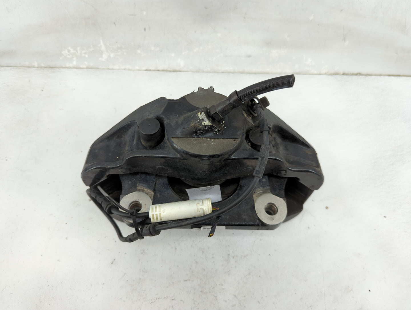 2013 Bmw M3 Front Driver Left Brake Caliper 1461058 - Oemusedautoparts1.com