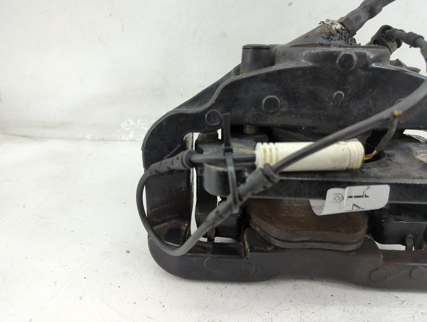 2013 Bmw M3 Front Driver Left Brake Caliper 1461058 - Oemusedautoparts1.com