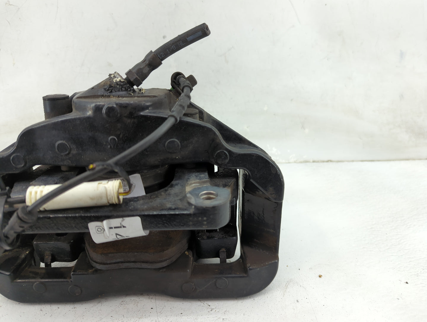 2013 Bmw M3 Front Driver Left Brake Caliper 1461058 - Oemusedautoparts1.com