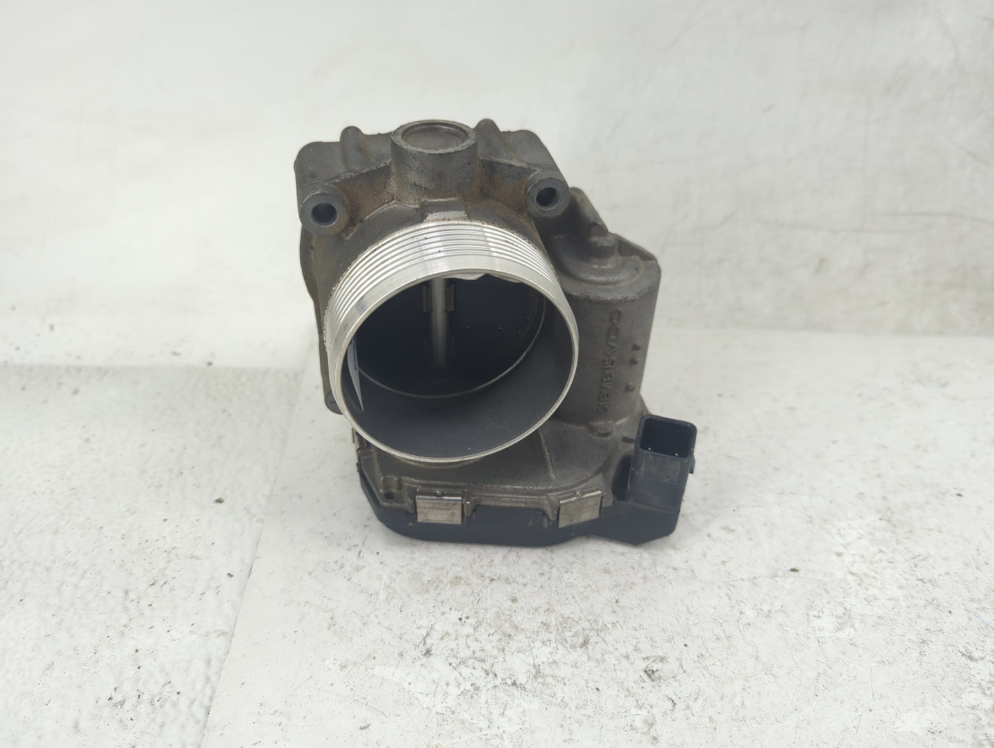 2012-2016 Bmw M5 Throttle Body P/N:7555944-03 Fits Fits 2008 2009 2010 2011 2012 2013 2014 2015 2016 2017 2018 2019 OEM Used