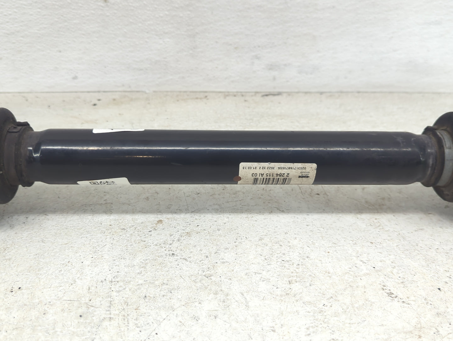 2012-2016 Bmw M5 Axle Shaft Front Driver Cv C/v - Oemusedautoparts1.com