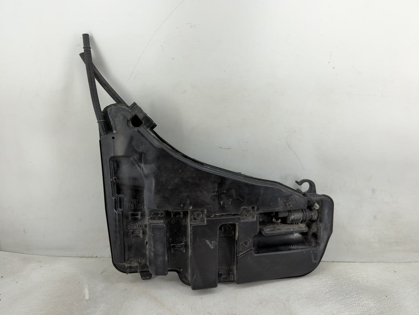 2013 Bmw M5 Windshield Washer Fluid Reservoir Bottle Oem - Oemusedautoparts1.com