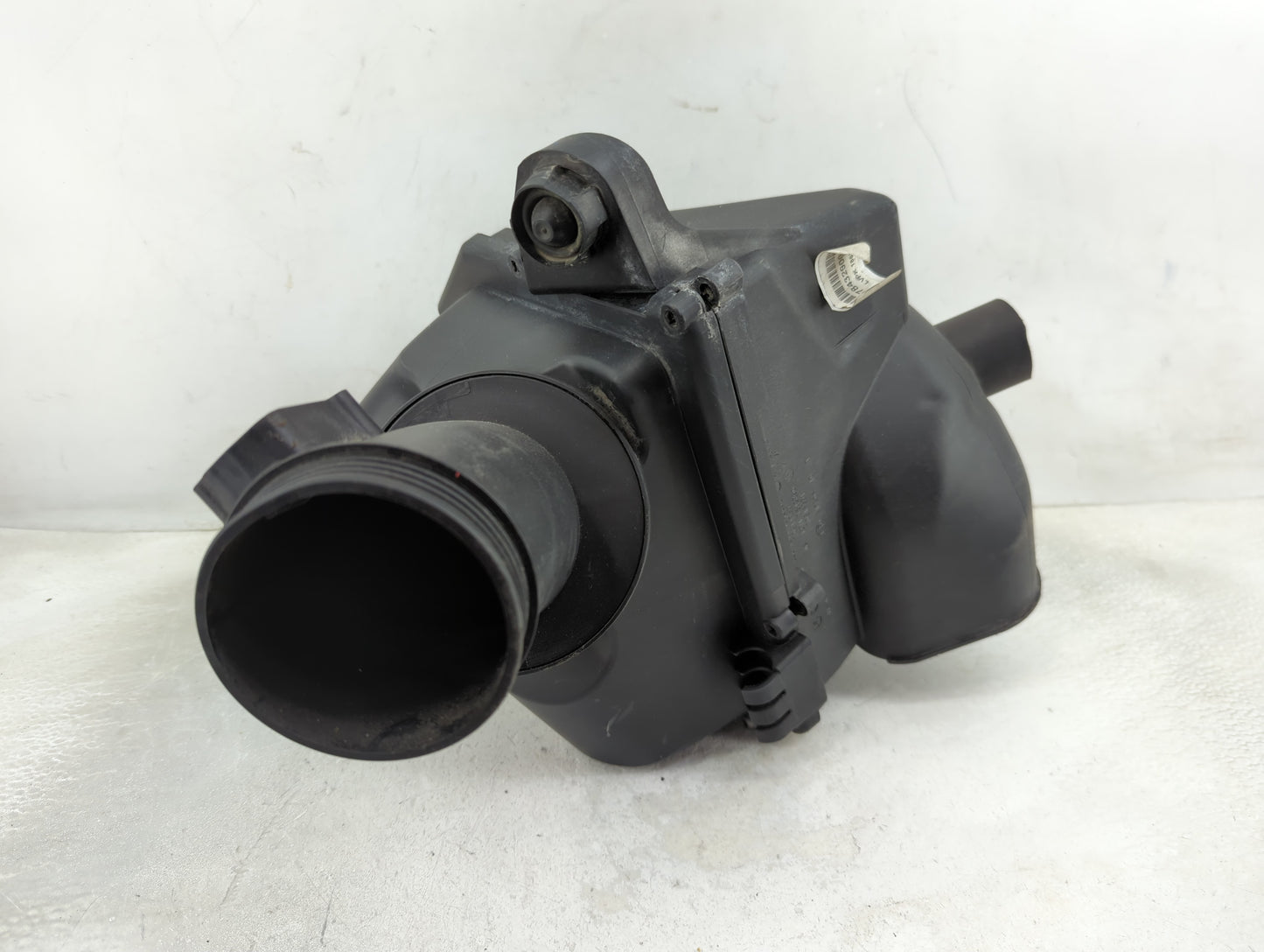 2012-2016 Bmw M5 Air Cleaner Intake-duct Hose Tube 1433999 - Oemusedautoparts1.com